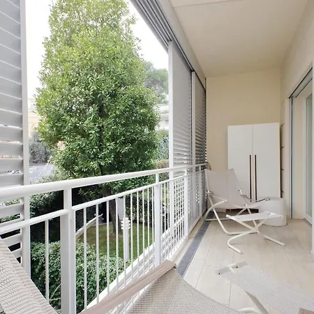 Domus Aventino Διαμέρισμα