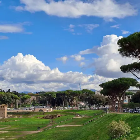 Domus Aventino Διαμέρισμα *